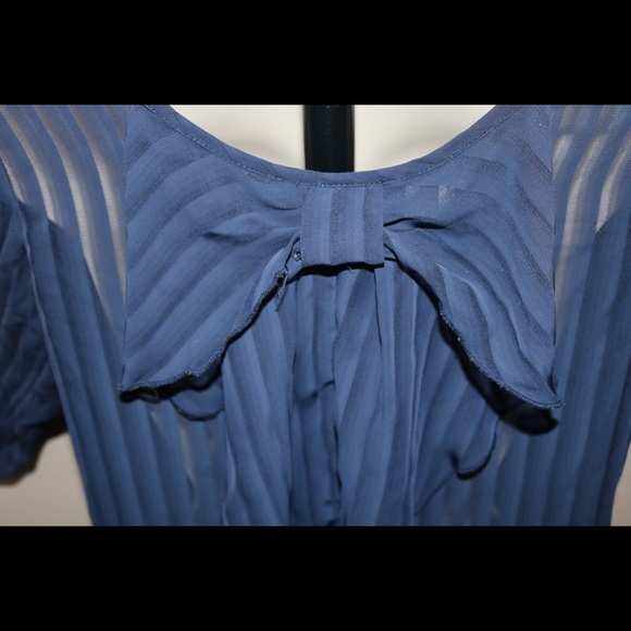 Blue Bow Blouse! - Picture 3 of 8